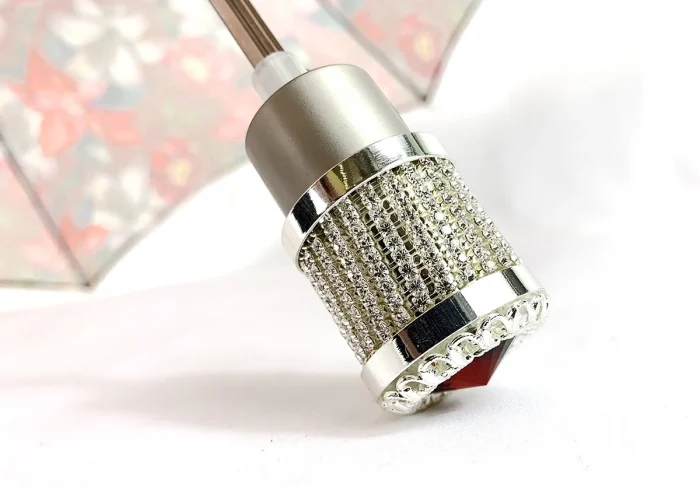 Çadër e bukur e palosshme me model lulesh - Image 2